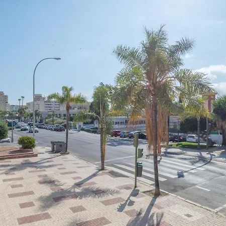 Apart-hotel La Carihuela 3*