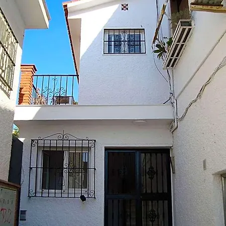La Carihuela 3*