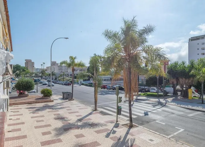 מלון דירות La Carihuela 3*